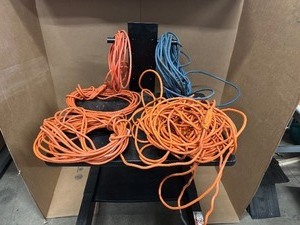 lot 31 image: Five Various Sized Extension Cords