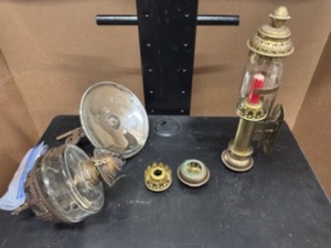 lot 39 image: Vintage Brass Oil Lamp with Wall Mount and Reflector and Vintage Penco Wall Sconce Candle Holder