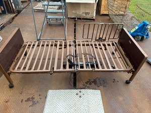 lot 7 image: Dalton Adjustable Bed Frame