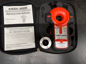 lot 90 image: Black & Decker Bulls Eye Laser Level Stud Finder in Case