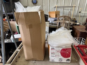 lot 105 image: Two Boxes of 12 x 24 Sheets of Bubble Wrap