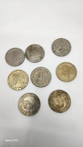 lot 21 image: Lot of 8 Vintage Gaming Tokens