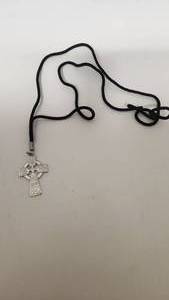 lot 45 image: Large Sterling Silver Celtic Cross Pendant Necklace - 27