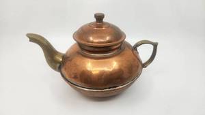 lot 160 image: Nice Antique Istanbul Copper Teapot
