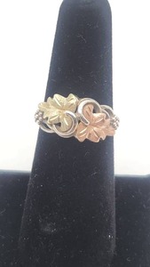 lot 161 image: 12k and Sterling Black Hills Gold Ring - Size 6.0