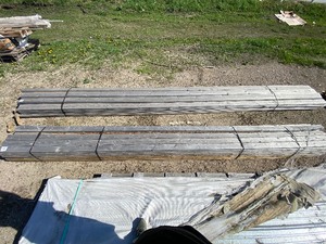lot 23 image: 2x4 20