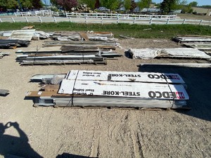 lot 40 image: Metal trim and J channel Variety