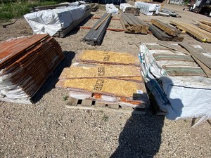 lot 75 image: Retro Orange siding