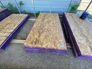 lot 92 image: 4x8 tongue and groove plywood 34