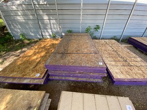 lot 94 image: 4x8 tongue and groove plywood 34