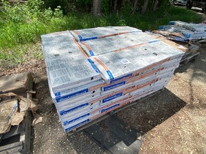 lot 121 image: CertainTeed North Gate shingles Weathered Wood