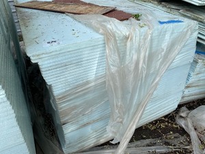 lot 104 image: 4x8 1 tongue & groove styrofoam