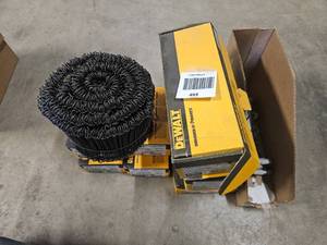 lot 493 image: Rebar tiesConcrete anchorsScrews