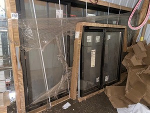 lot 415 image: Anderson windows 9x5 & 4x4