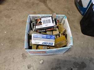 lot 367 image: Nail gun nails