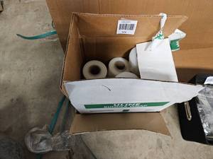 lot 374 image: Bundle Wrap