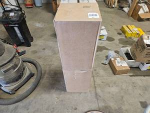 lot 381 image: Pallet Wrap