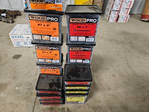 lot 397 image: Construction Screws