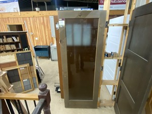 lot 230 image: 30 Knotty Alder etch glass interior door