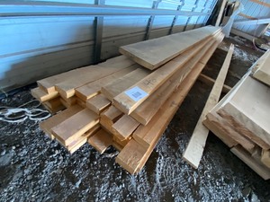 lot 322 image: 2x4 x18ft