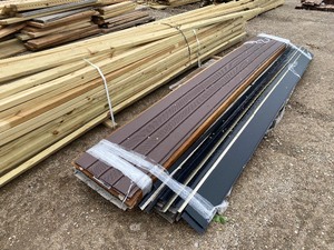 lot 307 image: Multi color aluminum siding