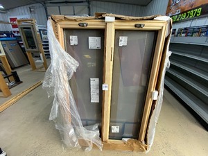 lot 476 image: Anderson Window 16 3132 X 55 1516