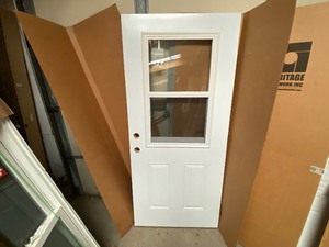 lot 566 image: 36 White Exterior Door