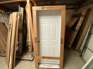 lot 579 image: 36 Exterior Steel Door and Frame