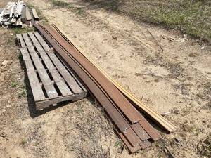 lot 292 image: Brown composite decking