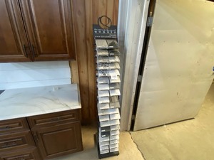 lot 436 image: Quartz display