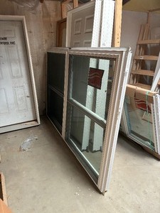 lot 551 image: Thermotech 95 14 x 59 316 Double Window