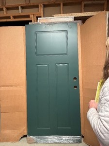 lot 552 image: 36 Green Exterior Door