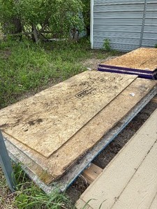 lot 304 image: 4x8 Particle board