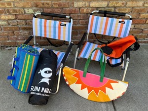 lot 5 image: Set of 2 Neso Stripe Beach Chairs with Accessories