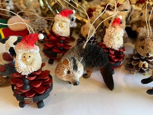 lot 45 image: Collection of Holiday Forest Animal Ornaments, Antlers and Popcorn Garland