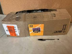 lot 140 image: Bic Cristal Black Pens