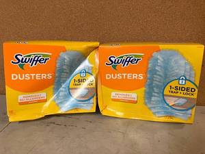 lot 18 image: Swiffer Duster Mops