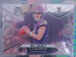 lot 89 image: JJ MCCARTHY 2024 PANINI MOSAIC NFL DEBUT ROOKIE CARD