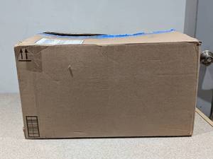 lot 17 image: BOX OF N95 3M FACEMASKS