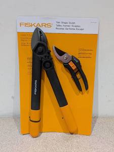 lot 42 image: FISKARS LOPPER & PRUNER SET