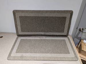 lot 87 image: 2 TOWN & COUNTRY LIVING COMFORT KITCHEN GEL MATS (BROWN)