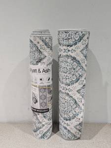 lot 106 image: 2 WYATT & ASH MACHINE WASHABLE RUNNER RUG 24 IN X 72 IN