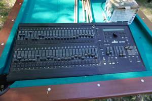lot 7 image: Leviton Model MC7524 2448 Channel Lighting Controller DMX Mixer