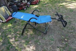 lot 32 image: AB Sport Ab Workout Lounge Chair