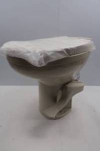lot 35 image: THETFORD RESIDENCE TOILET