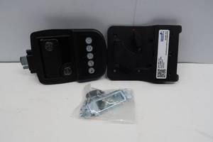 lot 78 image: BLUETOOTH TRAVEL TRAILER LOCK