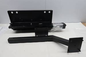 lot 81 image: GRIDDLE N HITCH