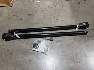 lot 19 image: LIPPERT SOLERA AWNING ARMS 69