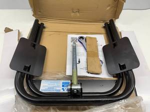 lot 124 image: LIGHT TRAILER TIRE LEVELER