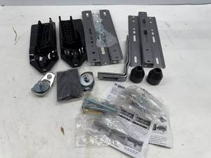 lot 150 image: HAPPIJAC FORD TIEDOWN SET